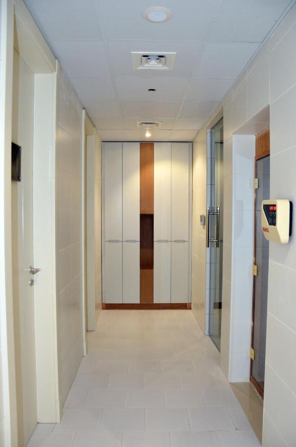 The Lodge Suites Manamah Buitenkant foto
