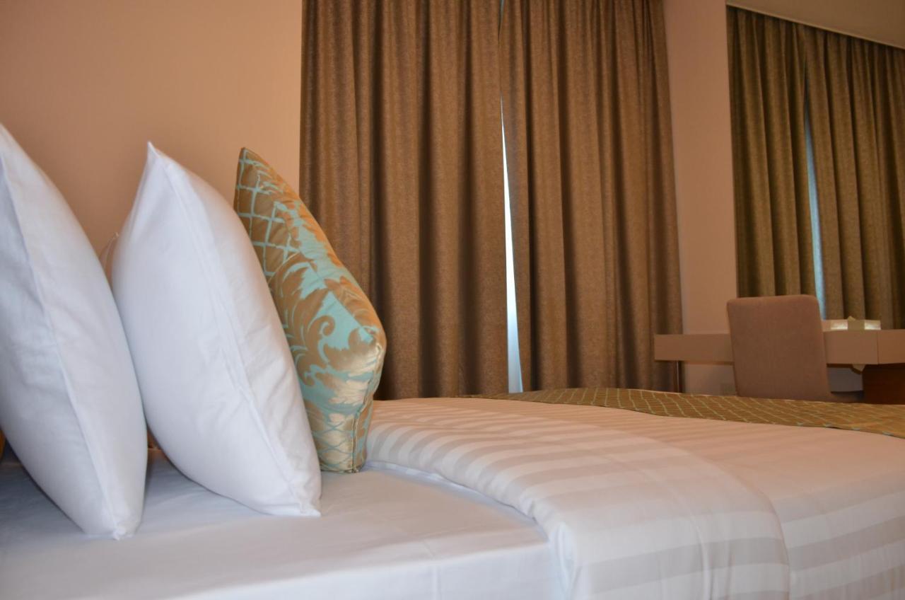 The Lodge Suites Manamah Buitenkant foto